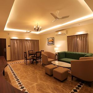 Poppys Vista Hotel